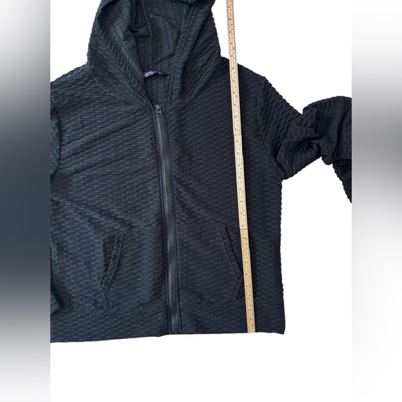 Women's Black Textured/waffled Jacket AQ Sports 2X lightweight, hood & pockets. - Picture 7 of 10